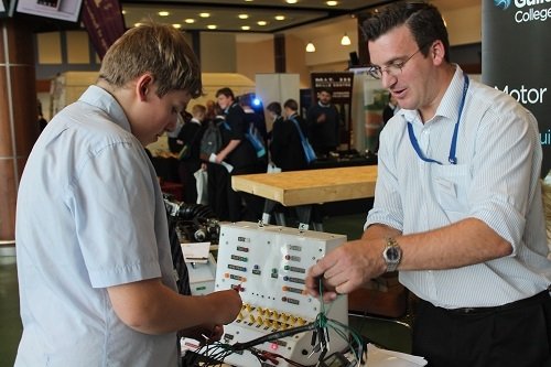 Surrey Ops Fair_Electronics Surrey Ops Fair_Electronics