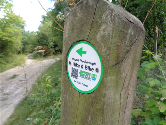 Image: Round the Borough Hike marker